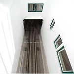 Apartament Lsa Ascensor Da Bica By Numa Lizbona