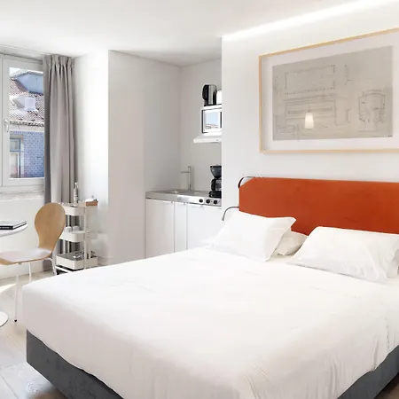 Ascensor Da Bica - Serviced Apartment *