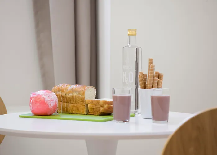 Ascensor Da Bica - Serviced