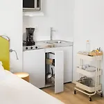 Apartamento Lsa Ascensor Da Bica By Numa *