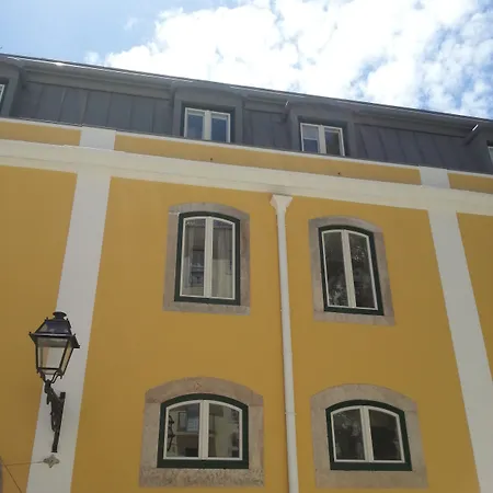 Apartamento Ascensor Da Bica - Serviced *