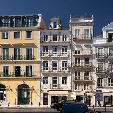 Apartamento Ascensor Da Bica - Serviced