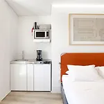 Apartman Lsa Ascensor Da Bica By Numa